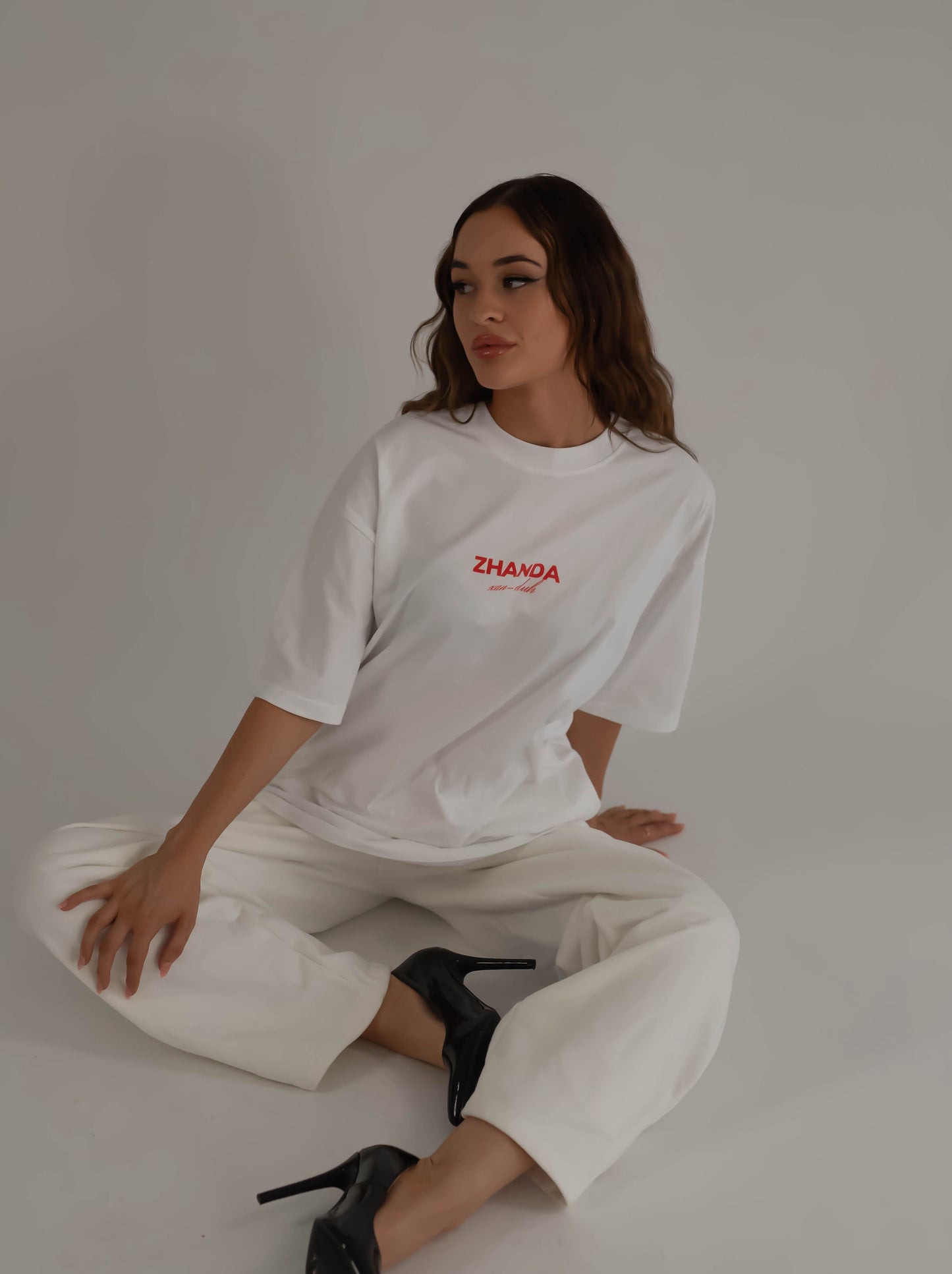 Zhanda Tee - White & Red - Unisex