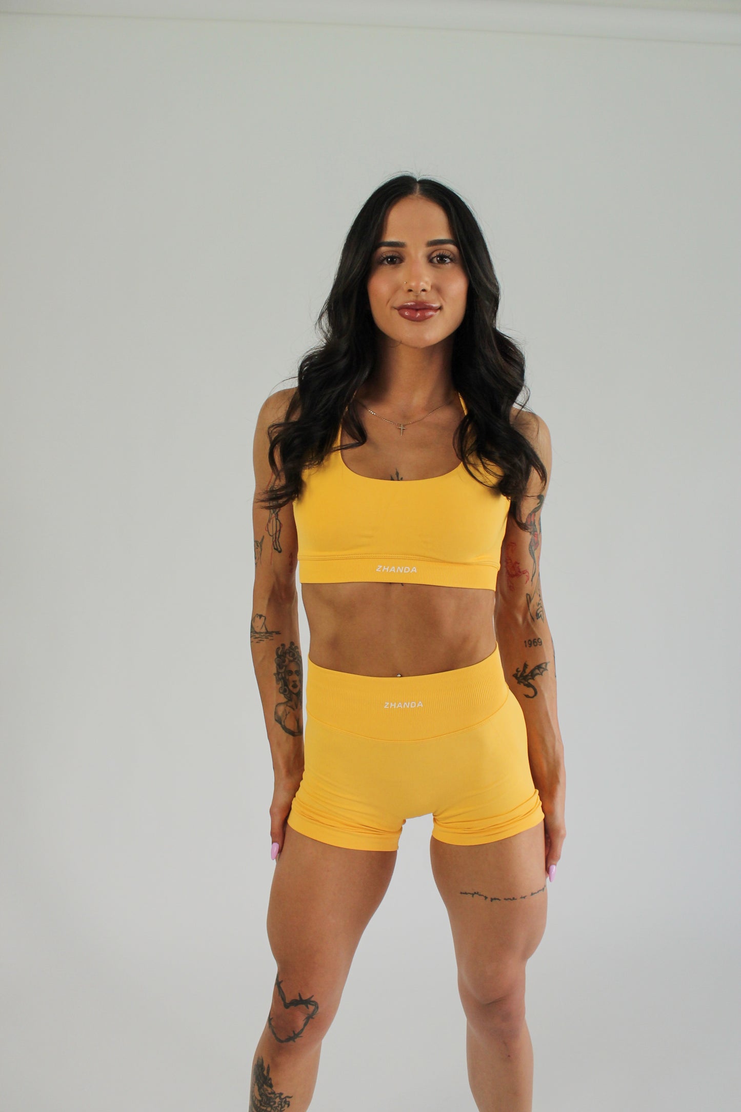 Vee Scrunch Shorts - Mango