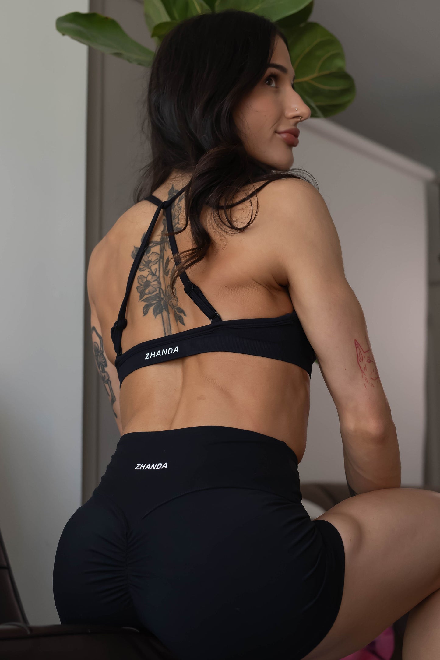 Zhanda Scrunch Booty Shorts - Black