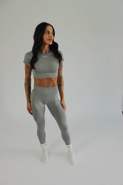 Zhanda Cropped Tee - Light Grey