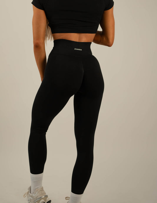 Zhanda Scrunch Leggings - Black